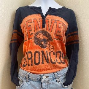 Denver Broncos Long Sleeve Tee sz small NFL
